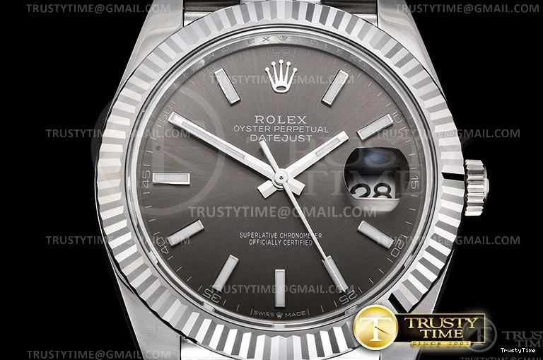 0211 R2DJ0254A – DJ2 41mm Jub FashionForward 653